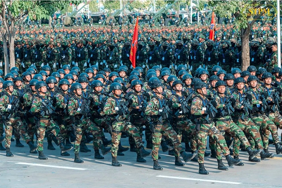 Kamboja Arahkan Arteliri ke Kawasan Desa dan Posisi Militer Thailand